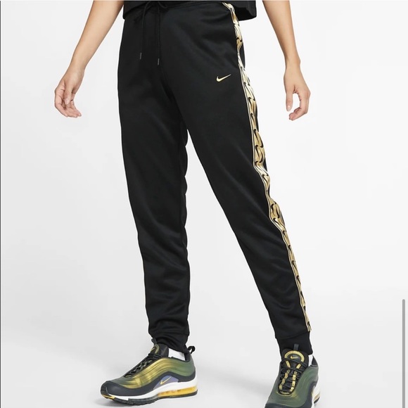 Nike Sportswear Logo Tape Gold Metallic Tapered Track Pants Jogger Sweatpants - Picture 1 of 7
